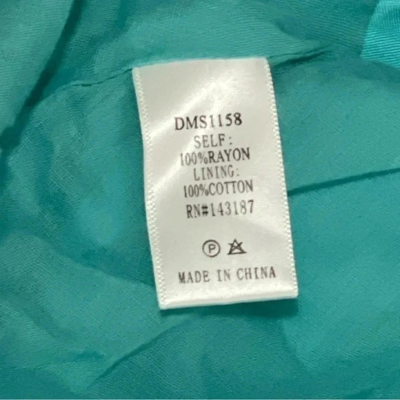 Dance & Marvel Cute Women’s Skirt NWOT - Picture 5 of 5